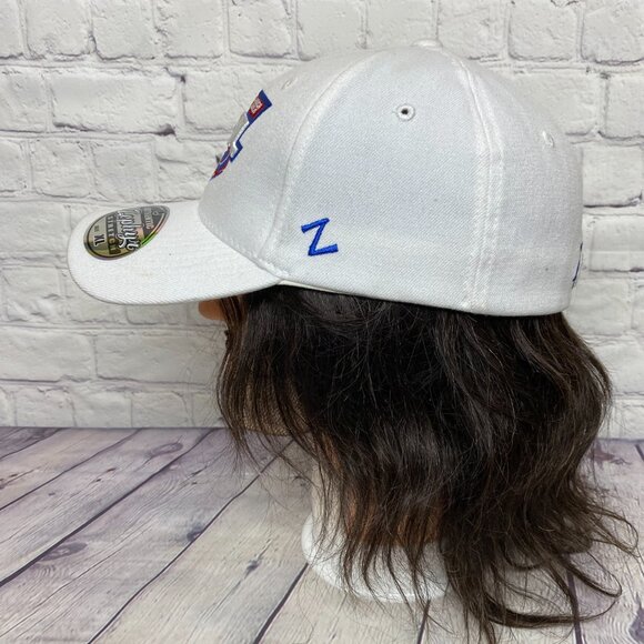 AJHL Alberta Junior Hockey League Hat Cap Stretch Fit Size XL White Zephyr Sport - Picture 2 of 10